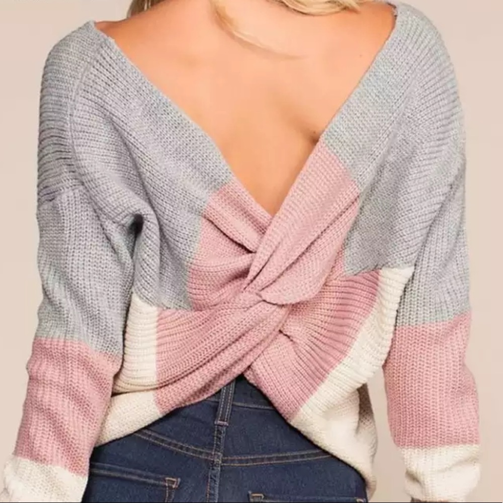 💥NEW ARRIVAL💥 Open Back Twist Colorblock Sweater - Picture 6 of 7